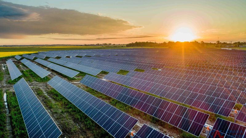 Dinh nghia day cap dien nang luong mat troi la gi