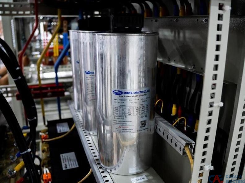 Tụ bù nền là lượng tụ bù được đóng thường trực trong hệ thống điện